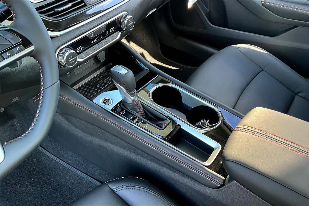 new 2025 Nissan Altima car, priced at $34,030