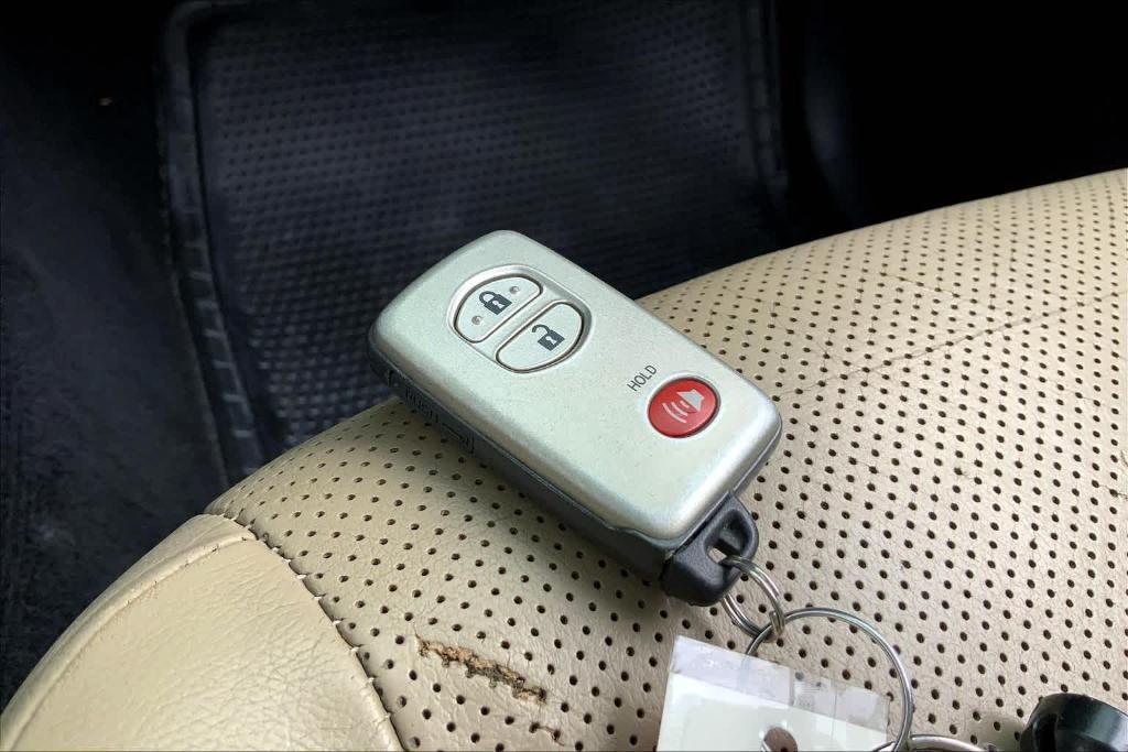 used 2014 Toyota 4Runner car, priced at $22,500