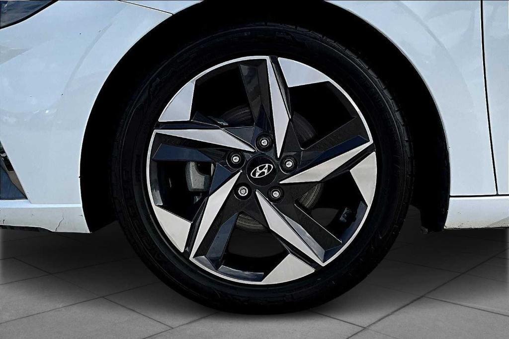used 2021 Hyundai Elantra car, priced at $17,150