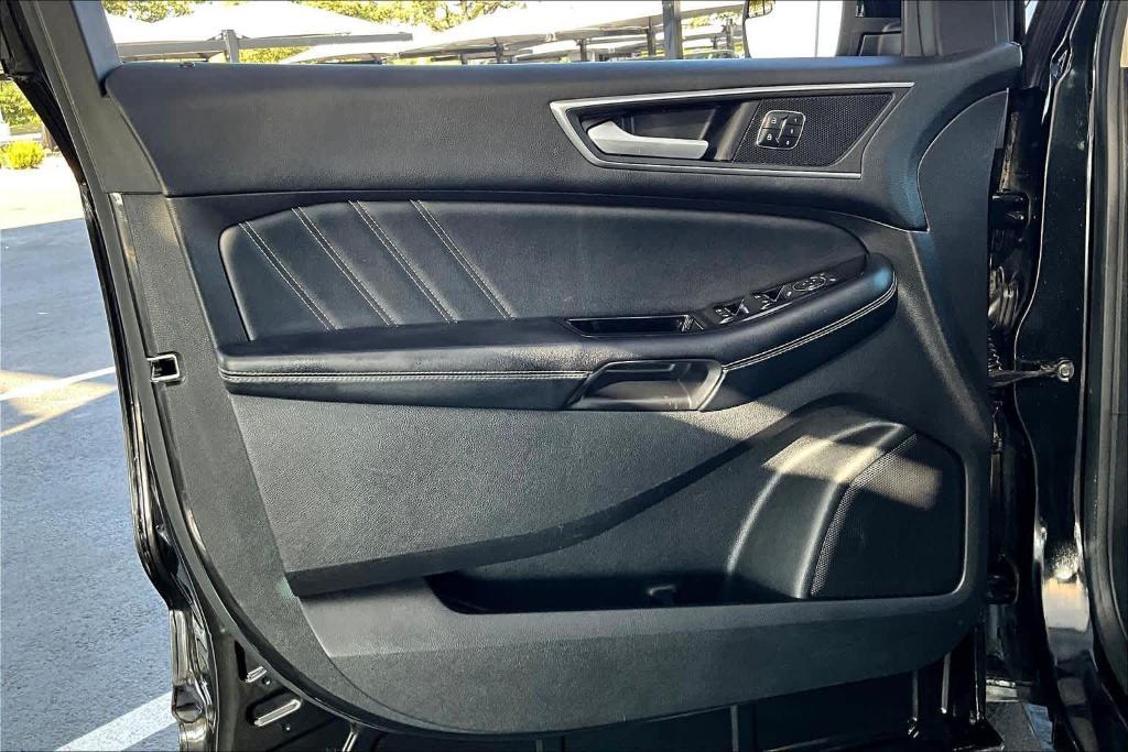 used 2015 Ford Edge car, priced at $12,988