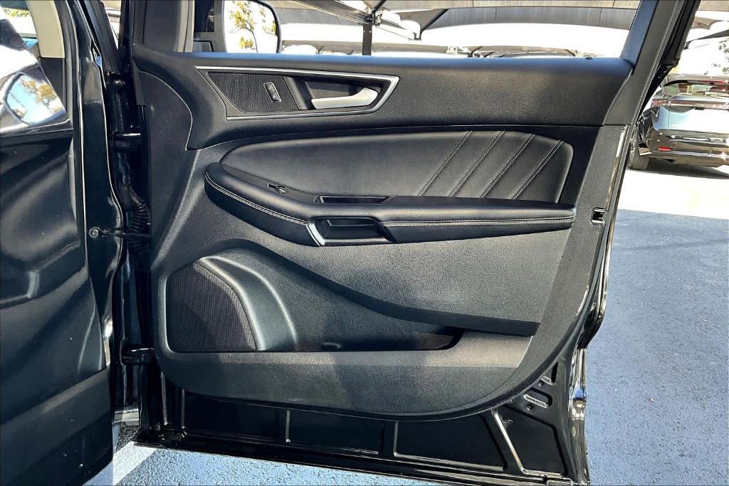 used 2015 Ford Edge car, priced at $12,988