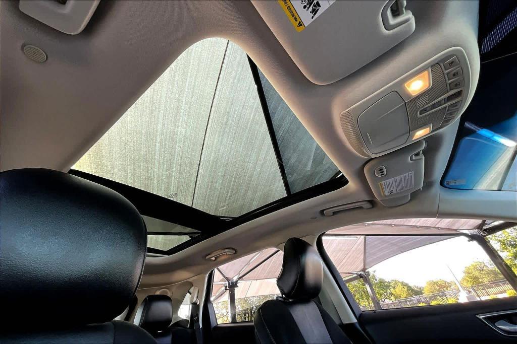 used 2015 Ford Edge car, priced at $12,988