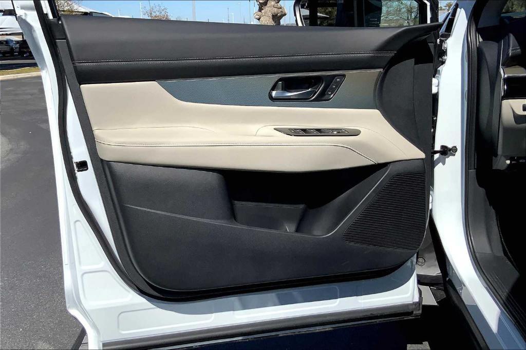 used 2025 Nissan Murano car, priced at $42,988