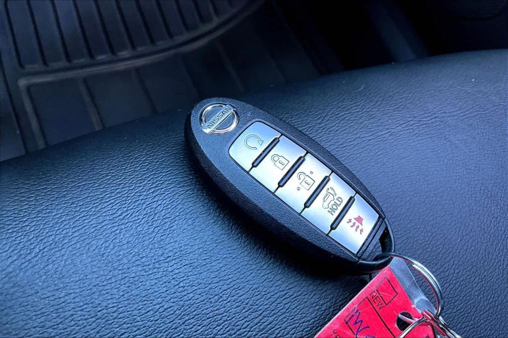 used 2021 Nissan Rogue car, priced at $21,988