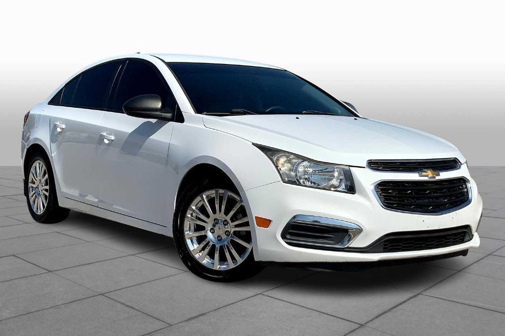 used 2015 Chevrolet Cruze car, priced at $8,088