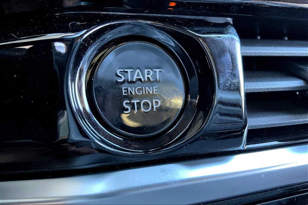 new 2025 Nissan Pathfinder car, priced at $39,340