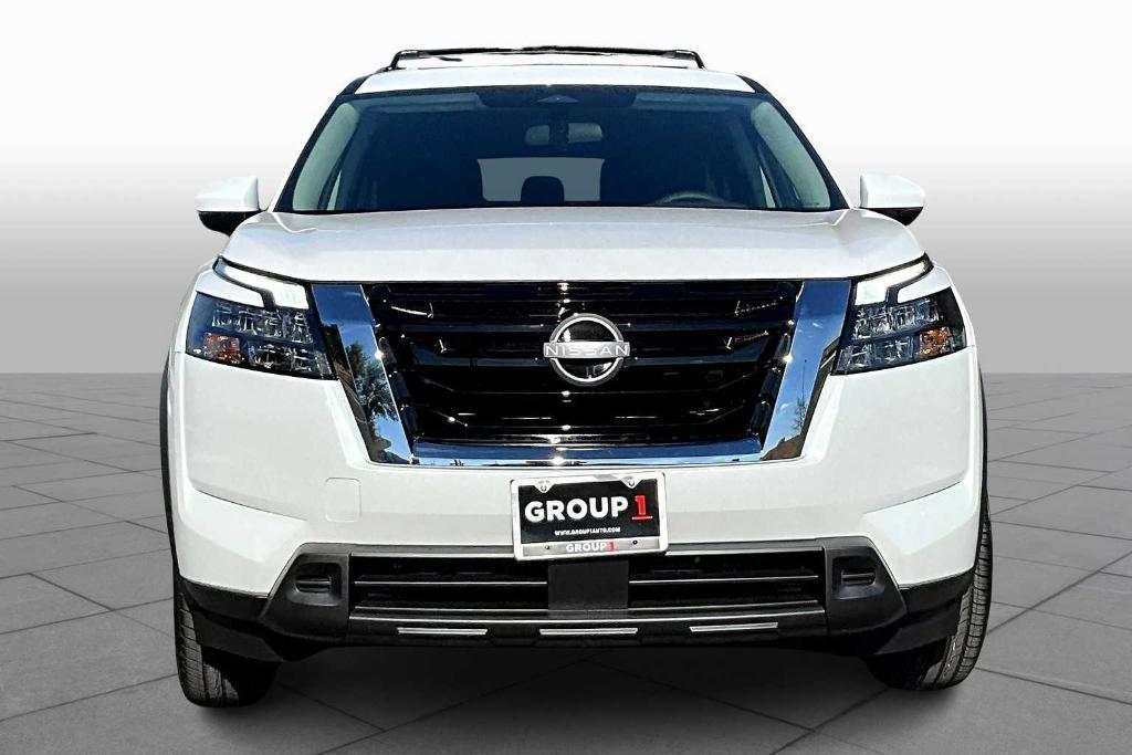 new 2025 Nissan Pathfinder car, priced at $39,340
