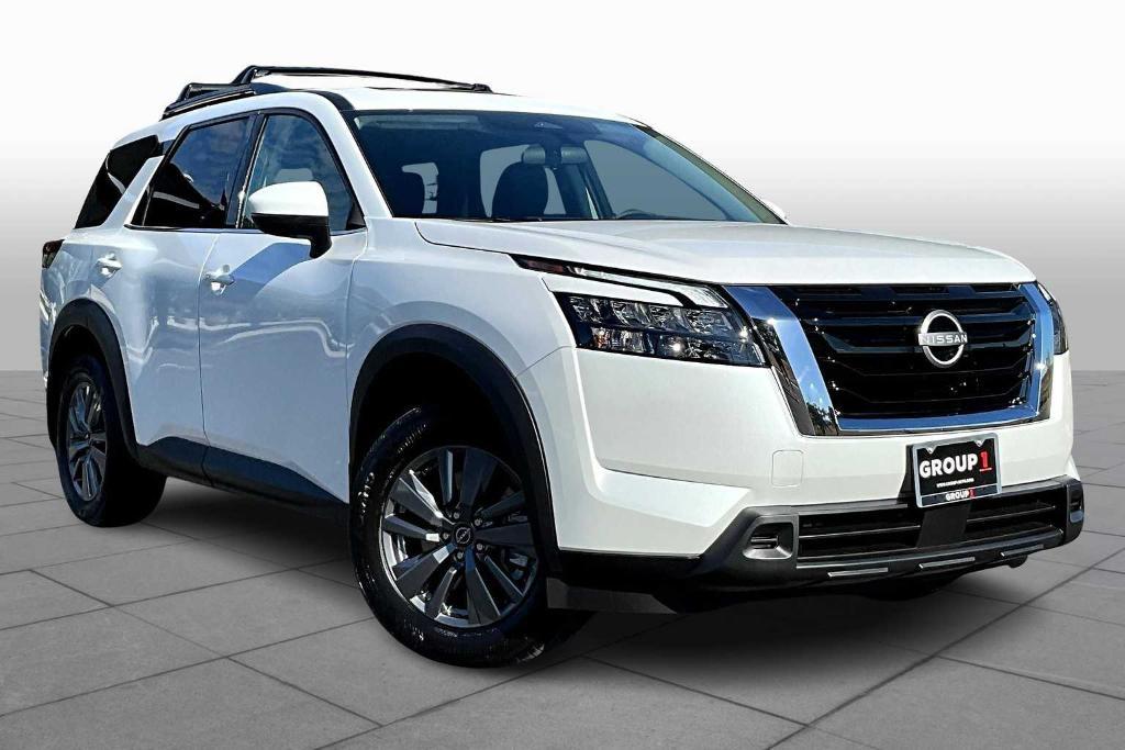 new 2025 Nissan Pathfinder car, priced at $39,340