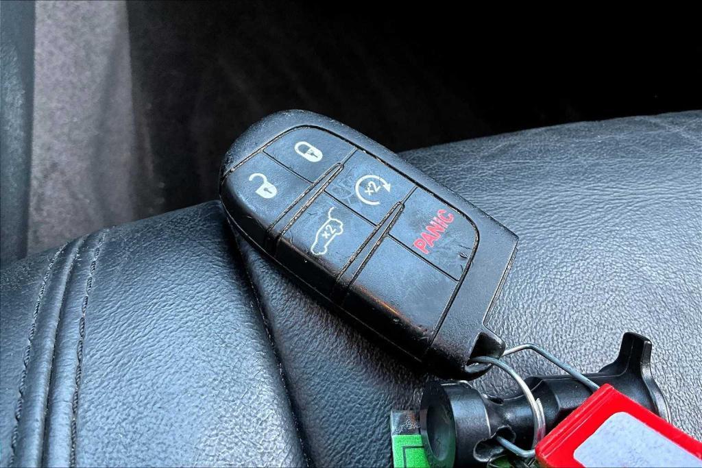used 2018 Jeep Grand Cherokee car, priced at $14,750