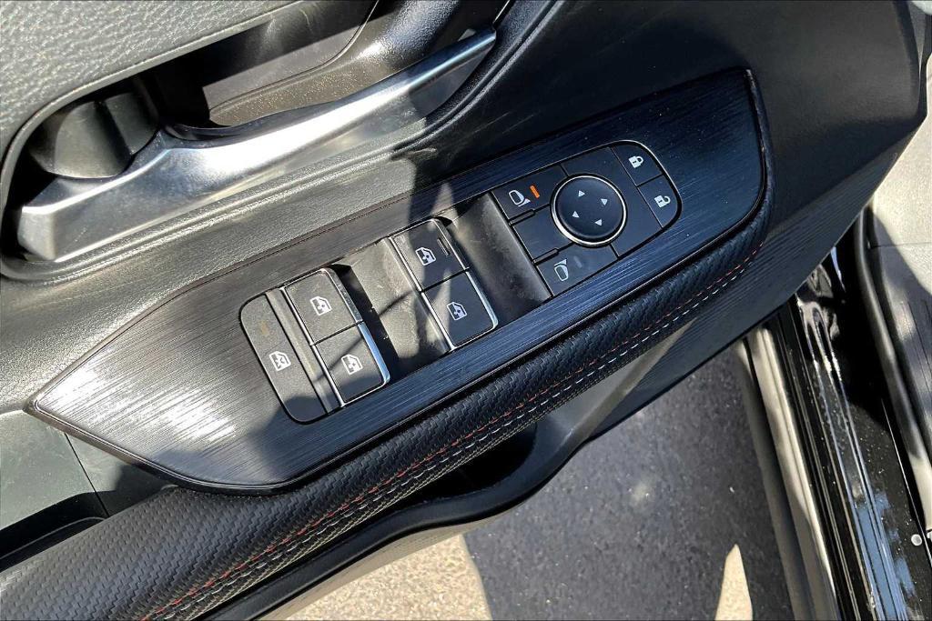 new 2025 Nissan Kicks car, priced at $28,130