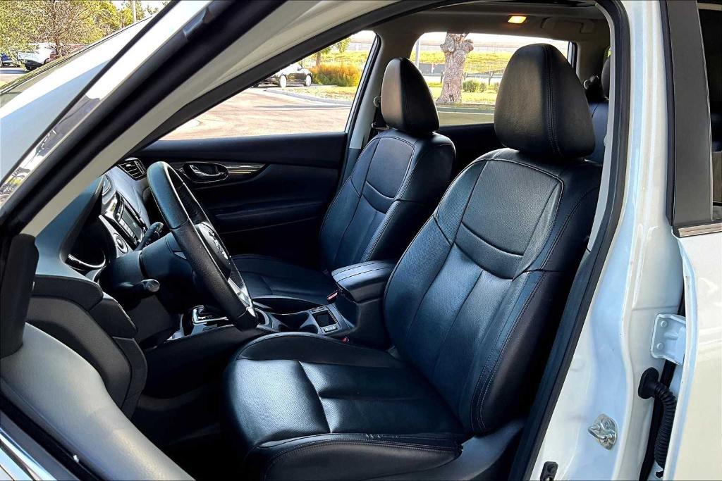used 2019 Nissan Rogue car, priced at $20,288