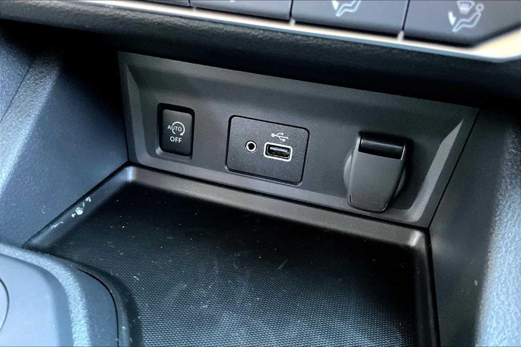 new 2025 Nissan Sentra car, priced at $21,721