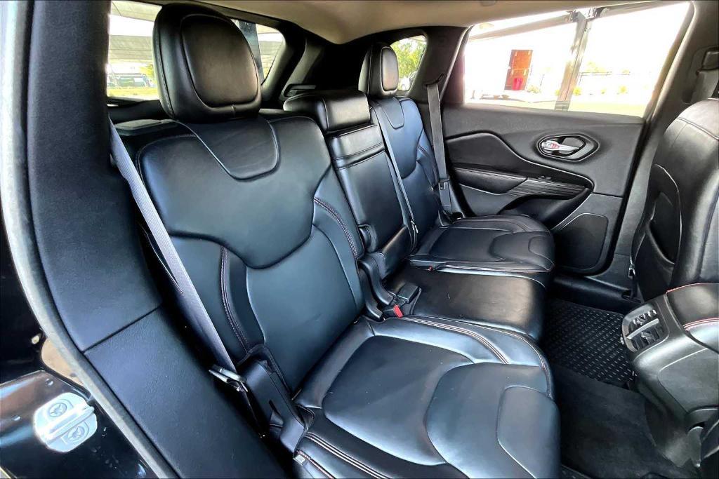 used 2014 Jeep Cherokee car, priced at $12,988
