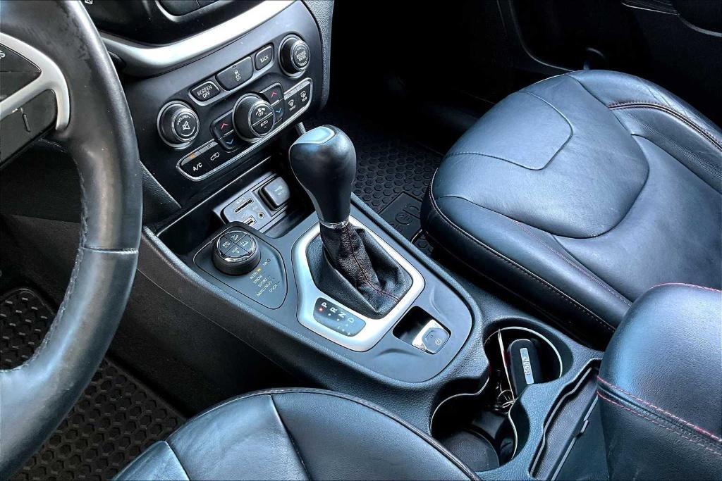 used 2014 Jeep Cherokee car, priced at $12,988