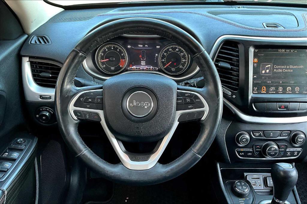 used 2014 Jeep Cherokee car, priced at $12,988