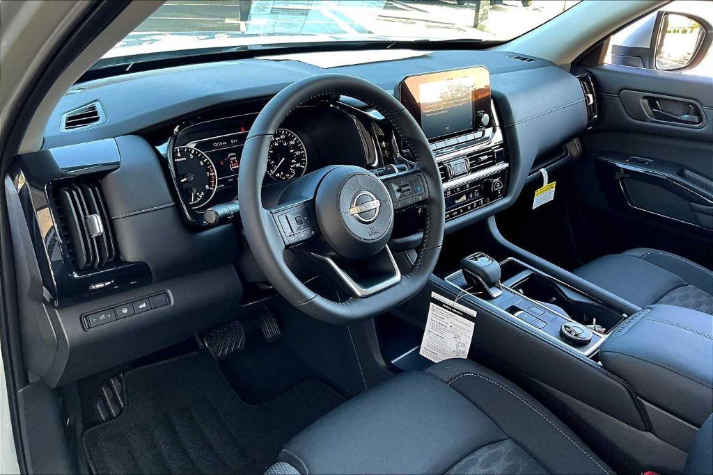 new 2025 Nissan Pathfinder car, priced at $40,890