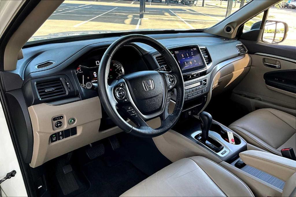 used 2016 Honda Pilot car, priced at $19,988