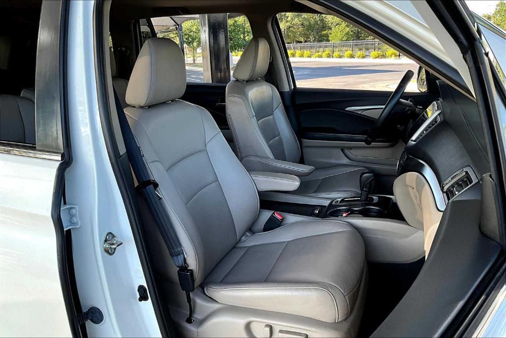 used 2016 Honda Pilot car, priced at $19,988