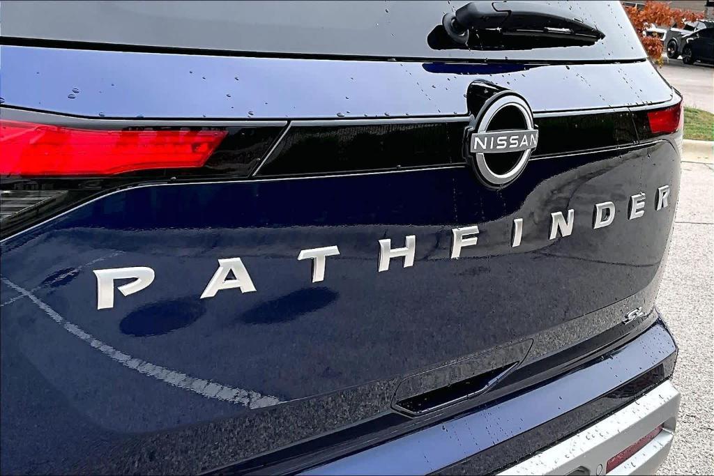 new 2025 Nissan Pathfinder car, priced at $39,590