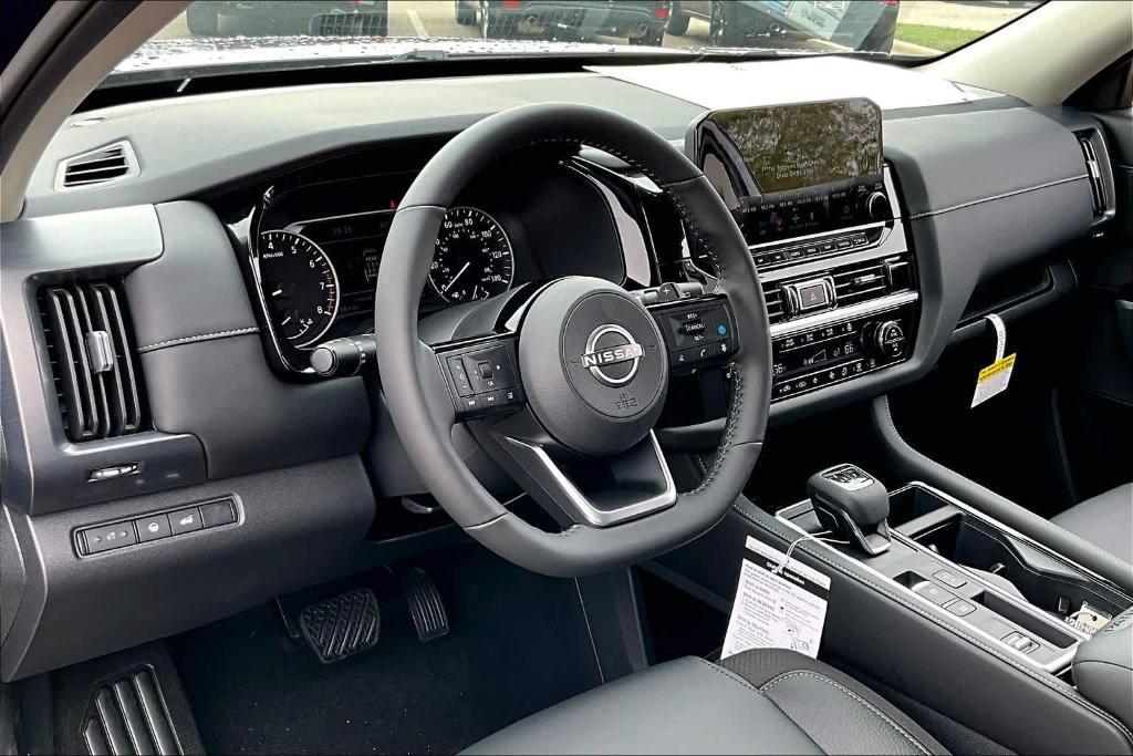 new 2025 Nissan Pathfinder car, priced at $39,590