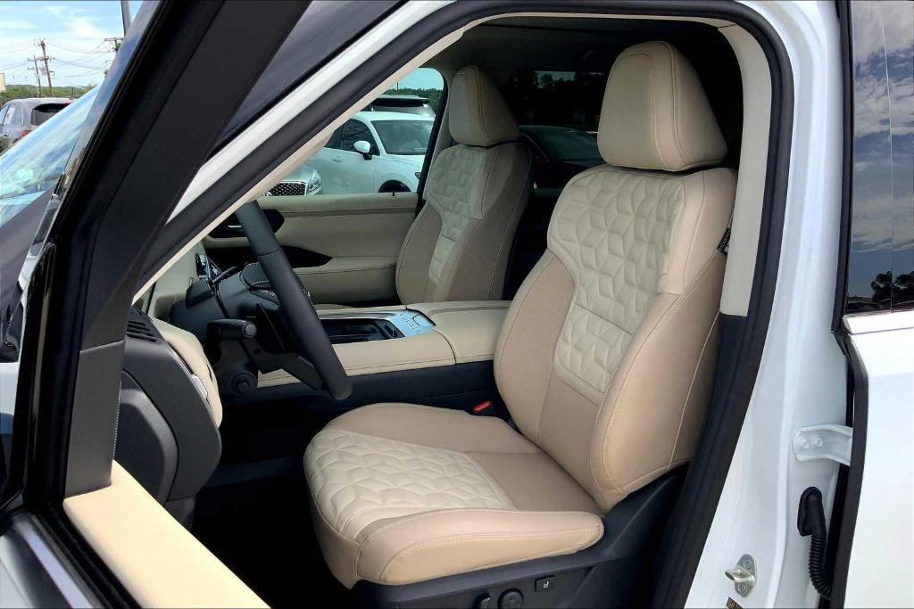 new 2025 Nissan Armada car, priced at $89,515