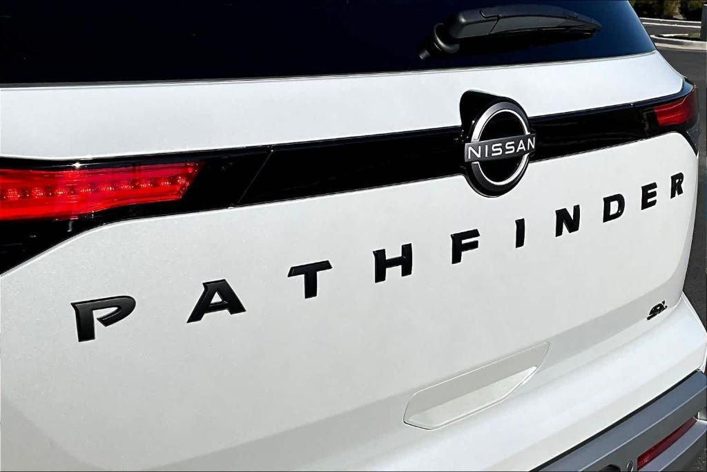 new 2025 Nissan Pathfinder car, priced at $40,875