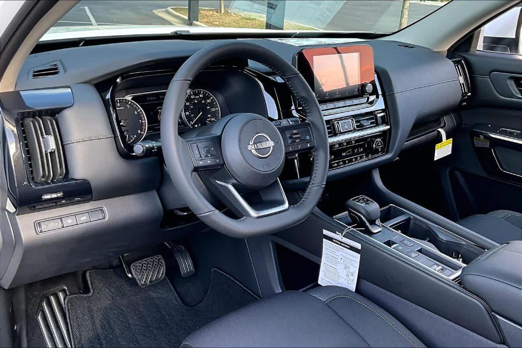 new 2025 Nissan Pathfinder car, priced at $37,825