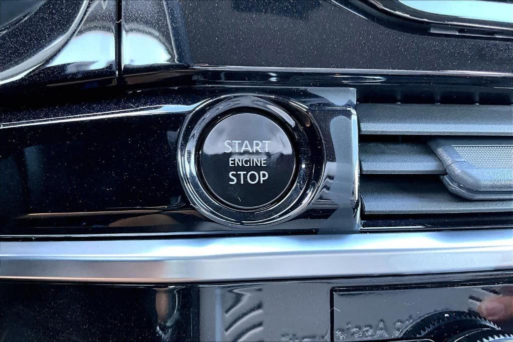 new 2025 Nissan Pathfinder car, priced at $37,825