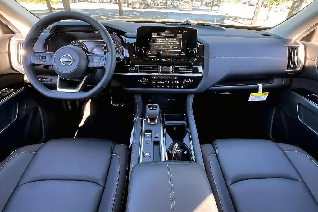 new 2025 Nissan Pathfinder car, priced at $40,030