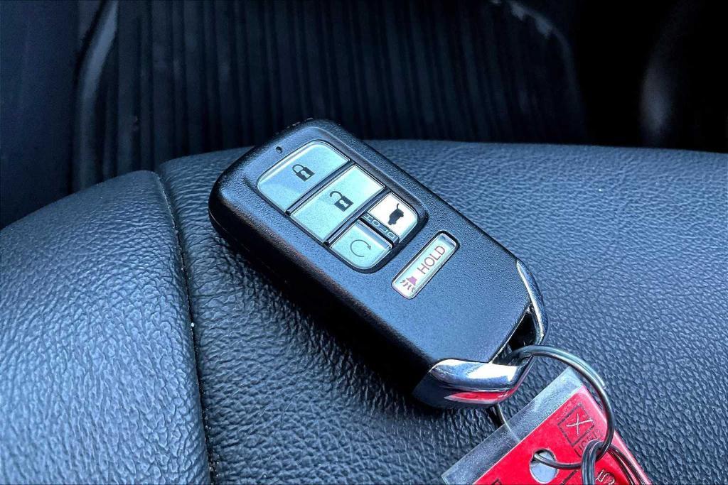 used 2018 Honda Pilot car, priced at $17,963