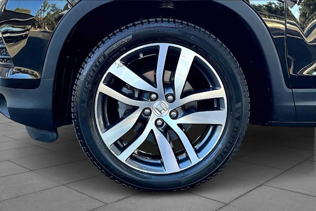 used 2018 Honda Pilot car, priced at $17,963