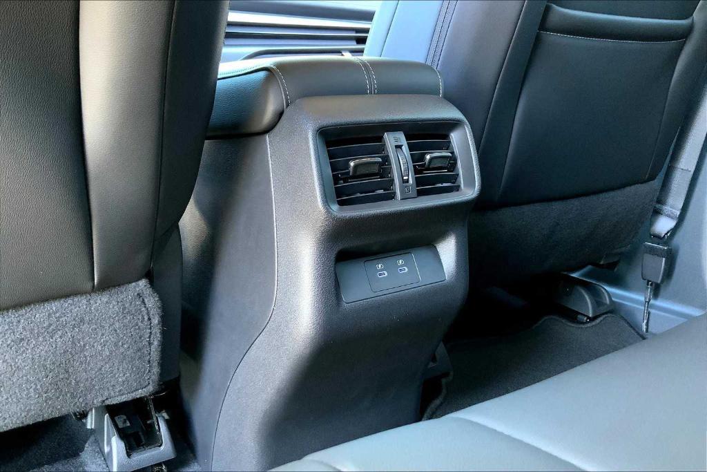 new 2025 Nissan Murano car, priced at $44,050