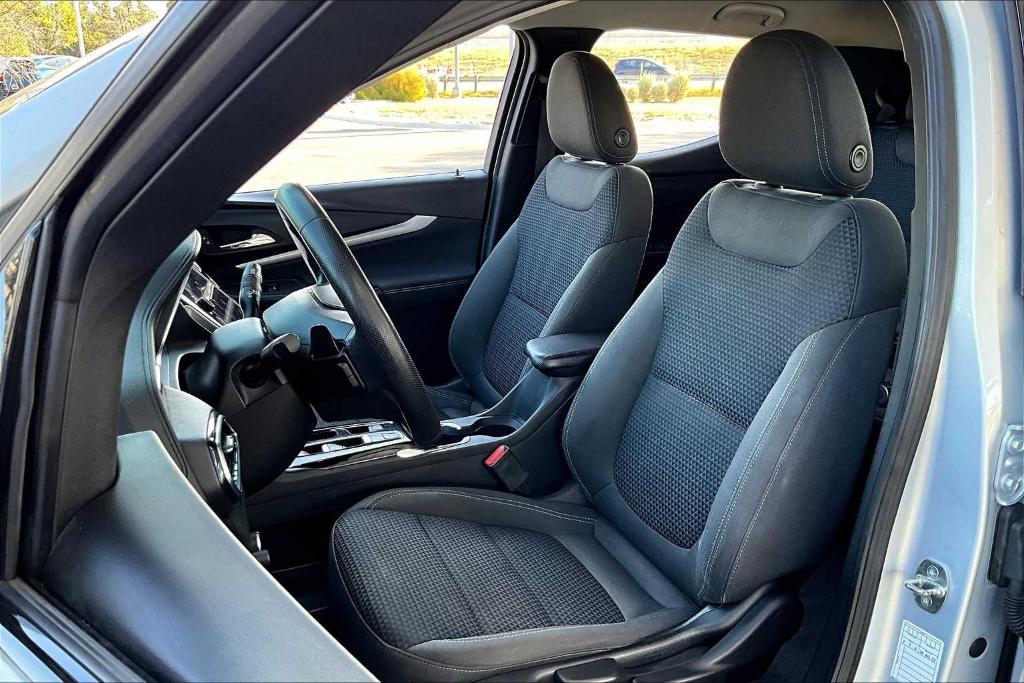 used 2023 Chevrolet Bolt EUV car, priced at $13,300