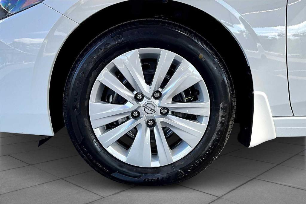 new 2025 Nissan Sentra car, priced at $23,310