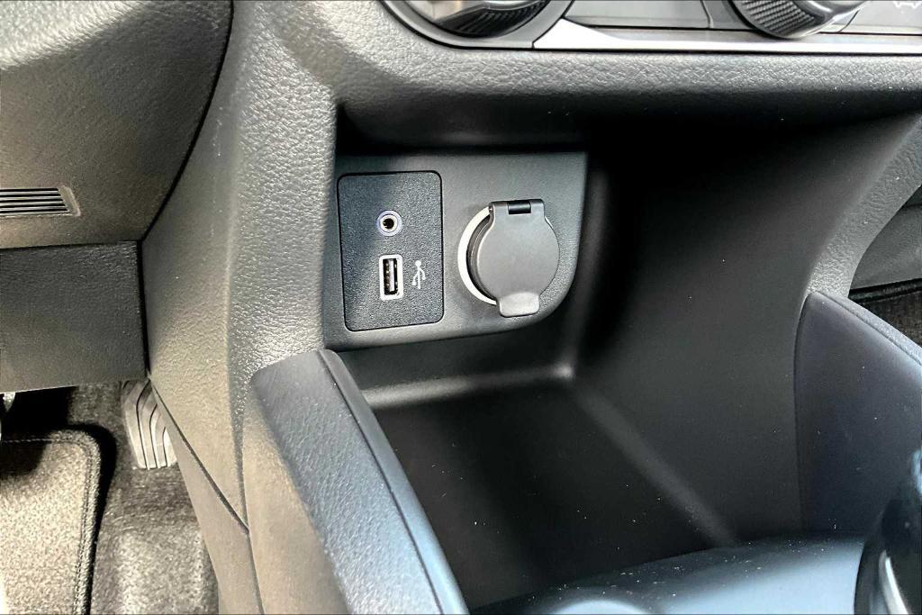 new 2025 Nissan Kicks Play car, priced at $23,760