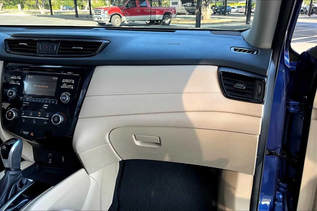 used 2017 Nissan Rogue car, priced at $10,572