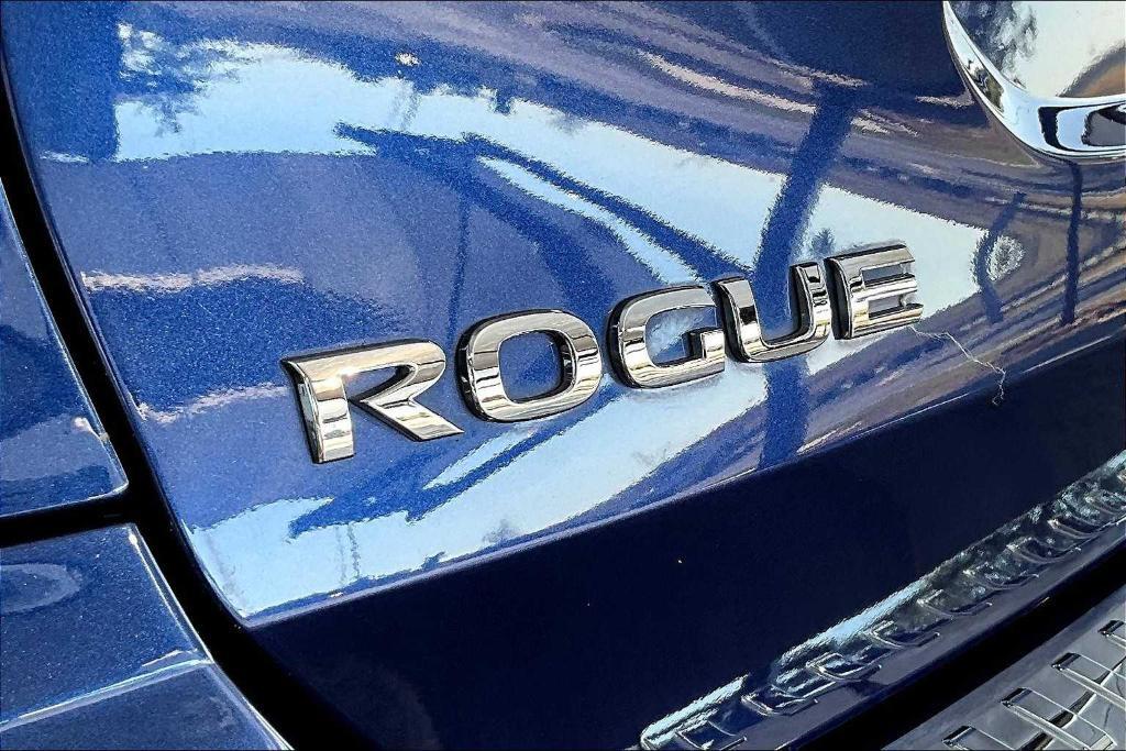 used 2017 Nissan Rogue car, priced at $10,572