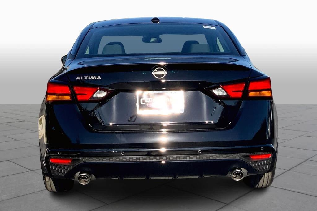 new 2025 Nissan Altima car, priced at $29,465