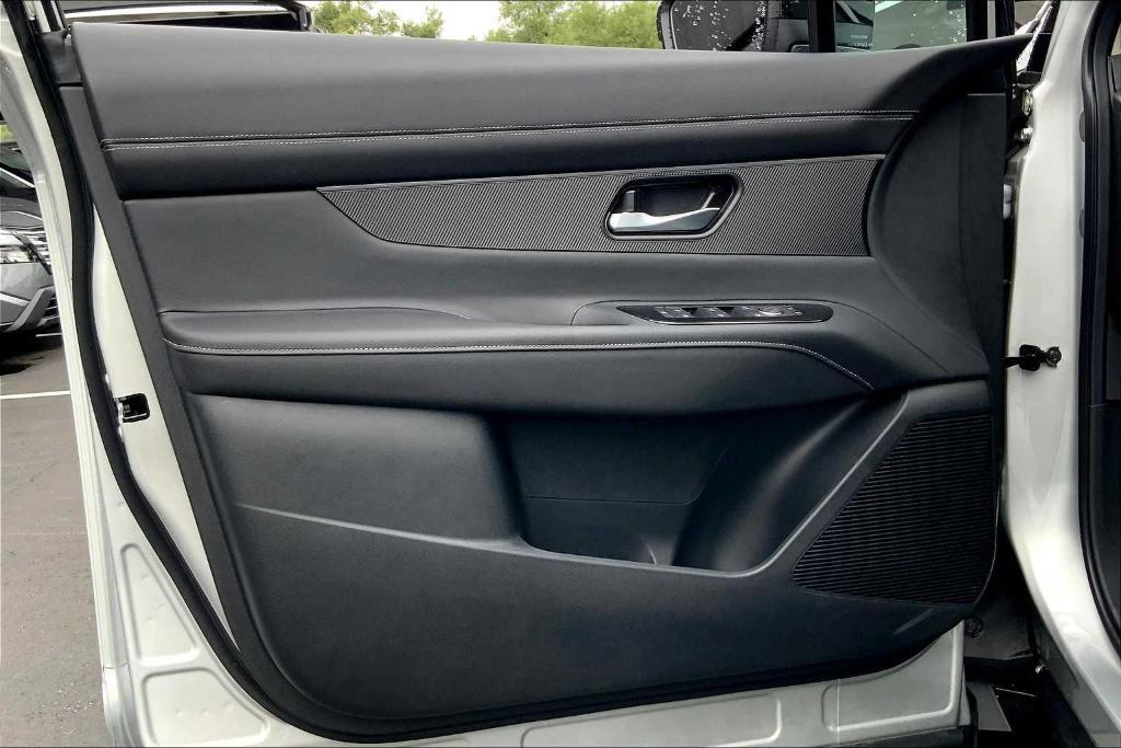 new 2025 Nissan Murano car, priced at $43,895