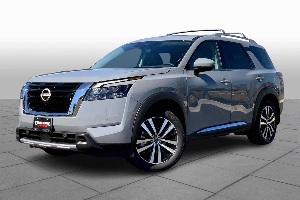 new 2025 Nissan Pathfinder car, priced at $51,580