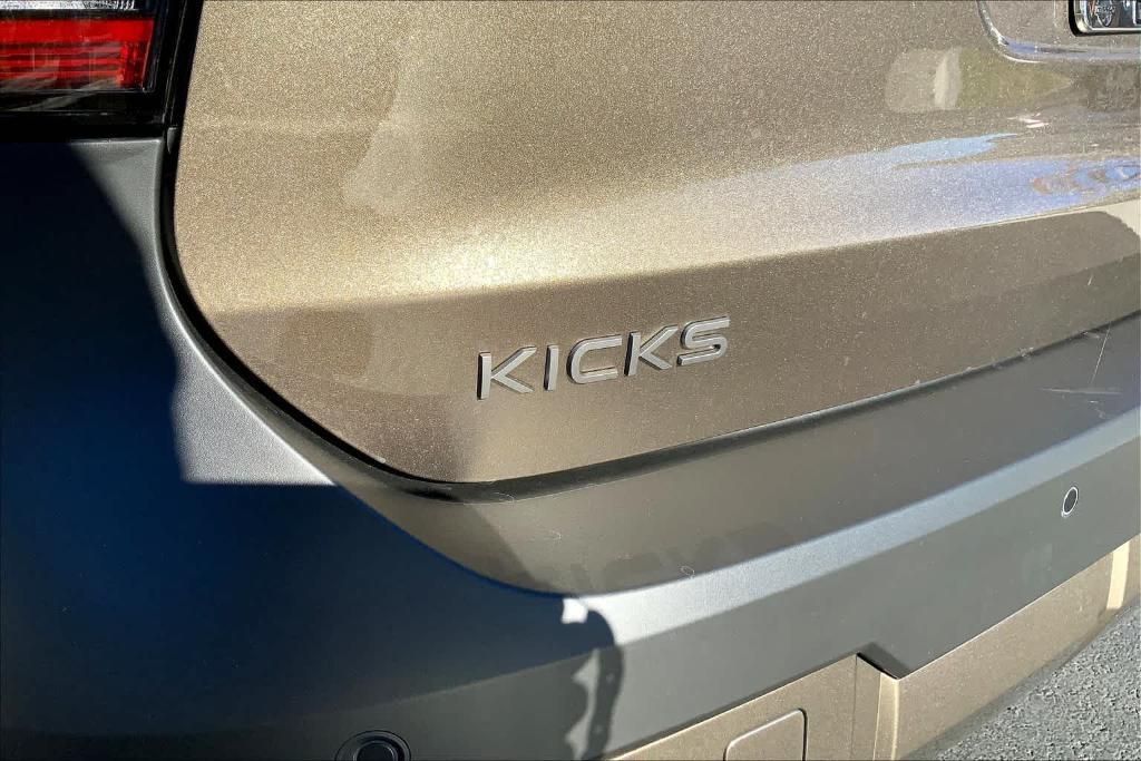 new 2025 Nissan Kicks car, priced at $28,075