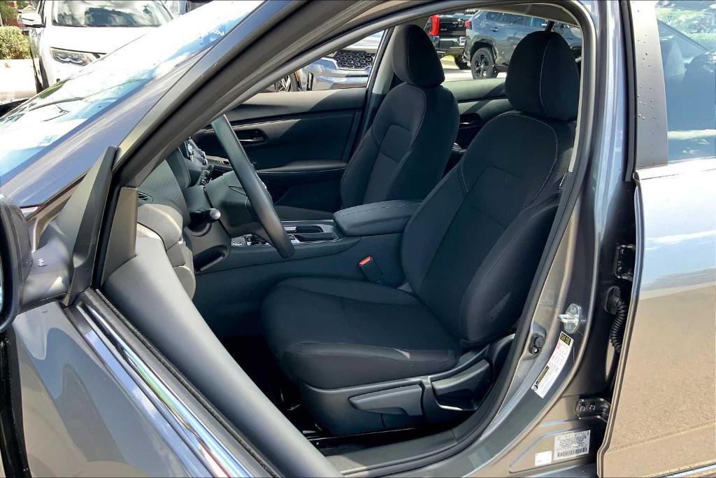 new 2025 Nissan Sentra car, priced at $23,335