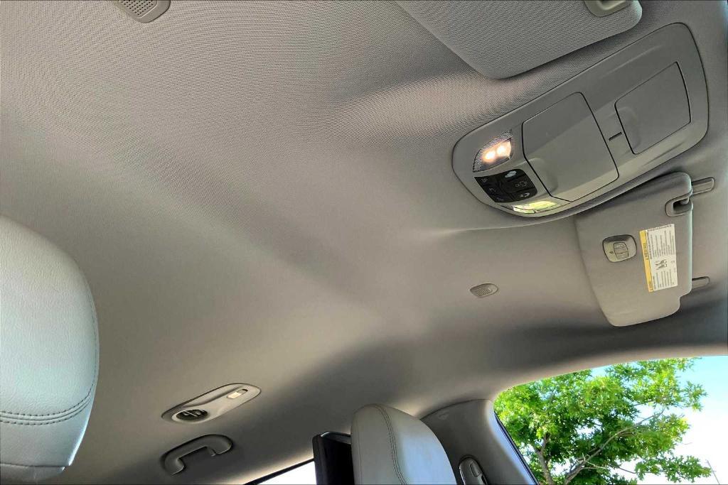 used 2017 Chrysler Pacifica car, priced at $14,980