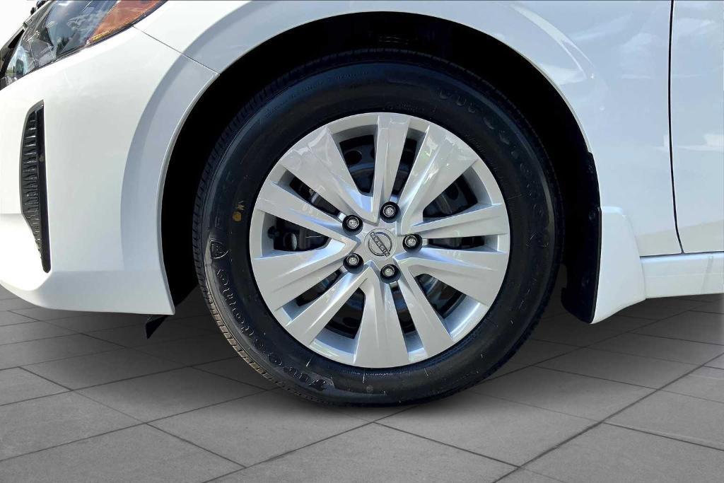 new 2025 Nissan Sentra car, priced at $23,335