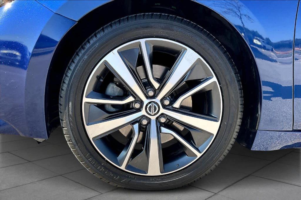 used 2020 Nissan Maxima car, priced at $15,988