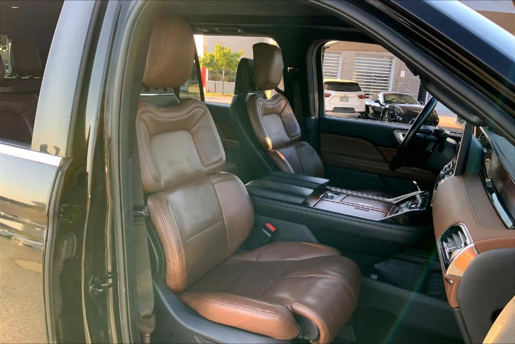 used 2022 Lincoln Navigator car, priced at $51,247