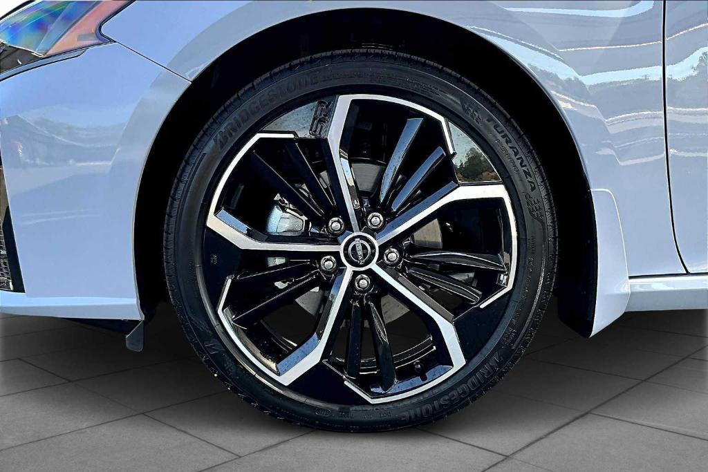 new 2025 Nissan Altima car, priced at $34,480