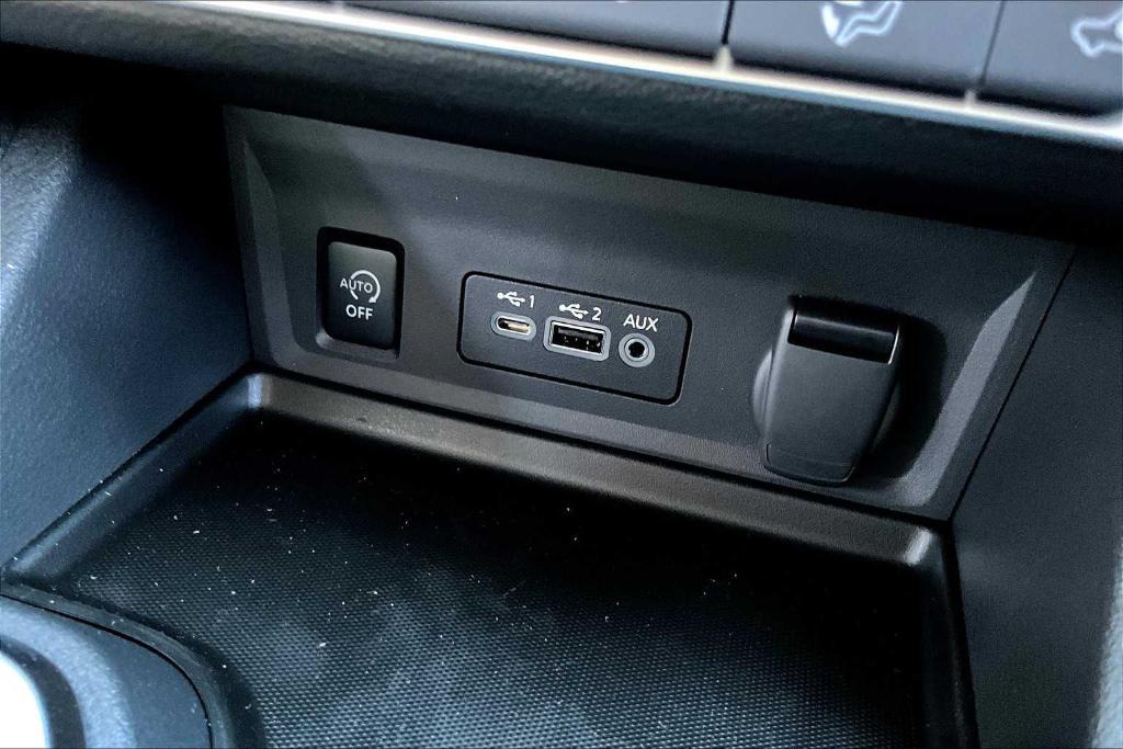 new 2025 Nissan Sentra car, priced at $25,050