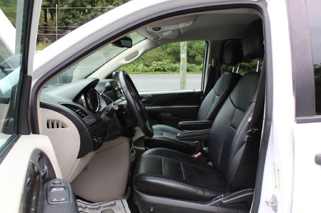 used 2014 Dodge Grand Caravan car, priced at $10,677