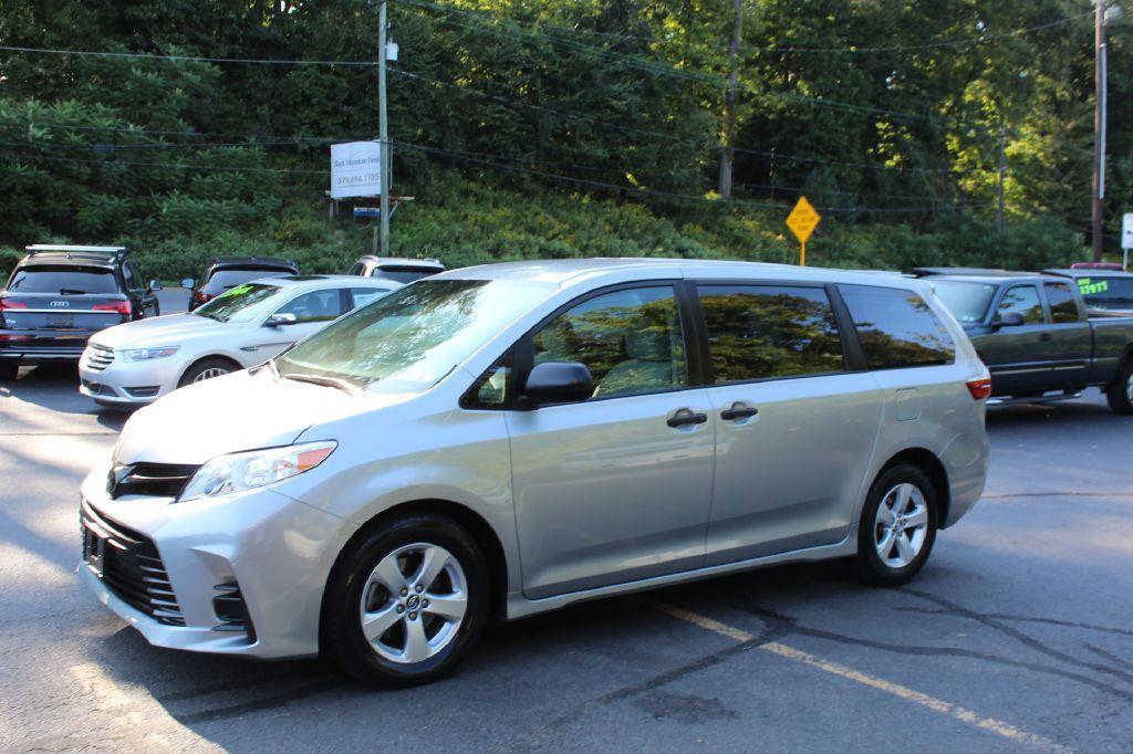 used 2018 Toyota Sienna car, priced at $18,977